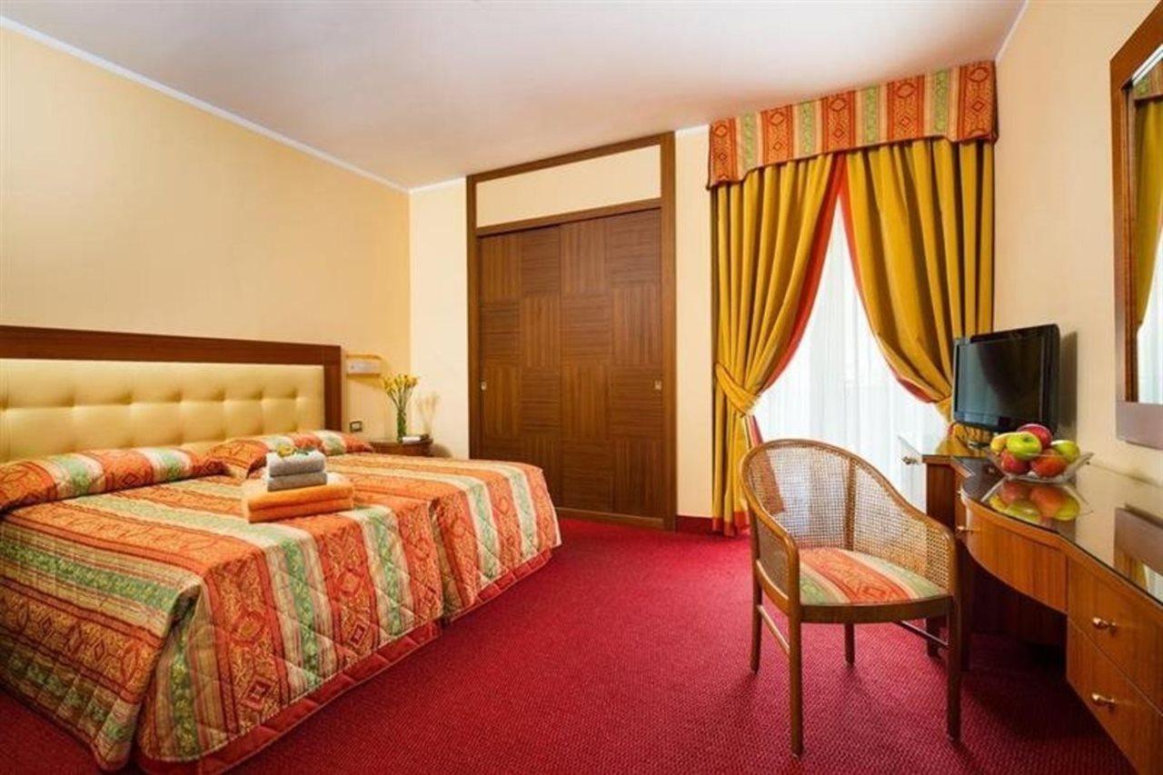 Hotel Metropole Abano Terme Luaran gambar