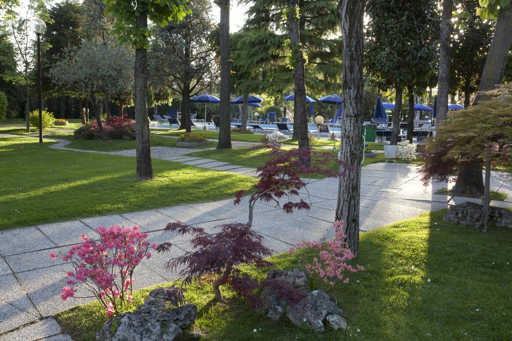 Hotel Metropole Abano Terme Luaran gambar