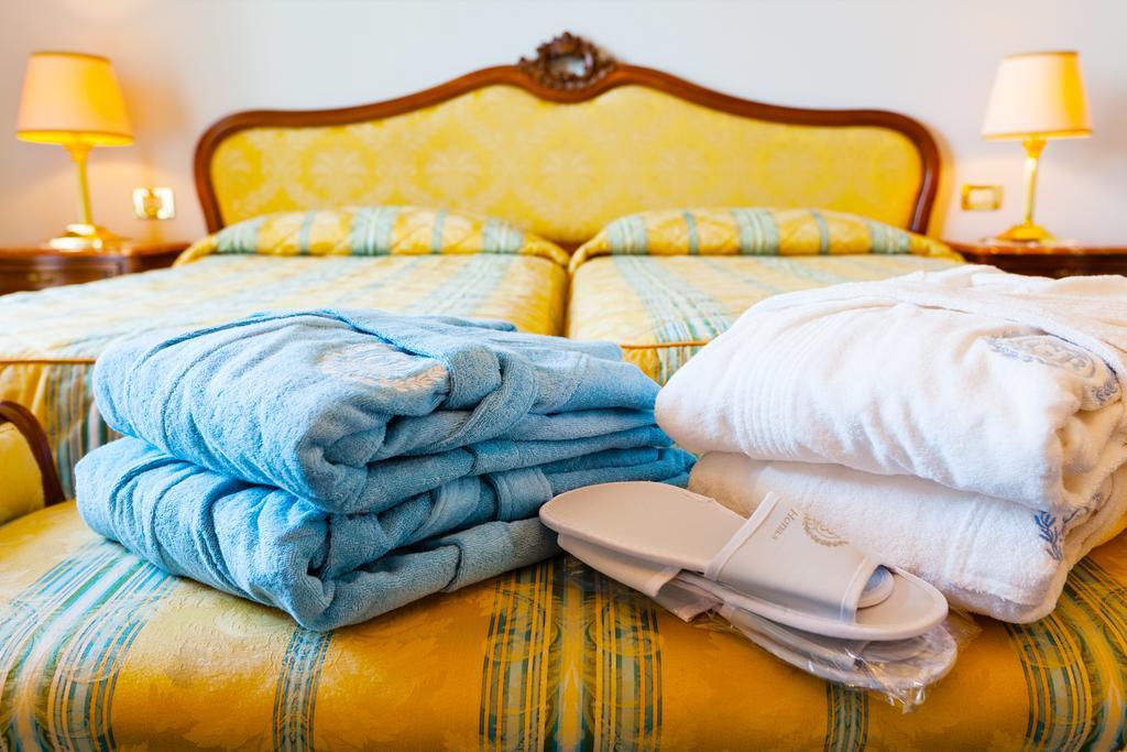 Hotel Metropole Abano Terme Luaran gambar