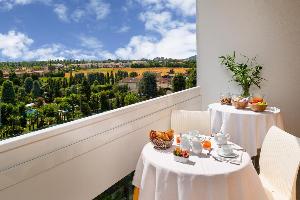 Hotel Metropole Abano Terme Luaran gambar